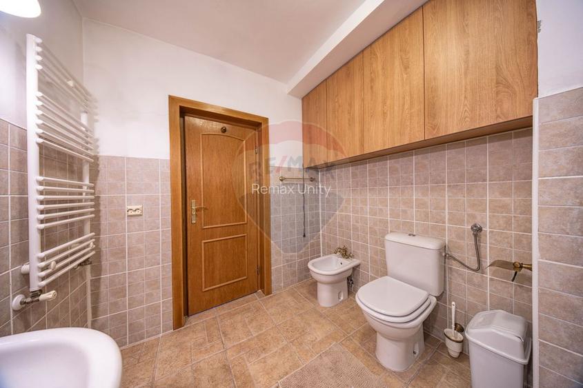 Vilă Moieciu, 375 mp util + teren 2.992 mp, View - Comision 0 - 40