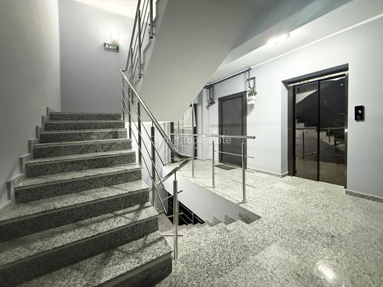 Inel II - Apartament cu 2 camere imens - decomandat - 10