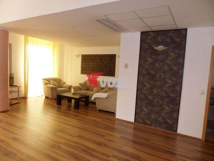 Penthouse Exclusivist cu 3 Camere|Terasă Spectaculoasă |Jacuzzi
