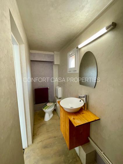 Aviatorilor - Vila spatioasa,  S+P+1E+M, CURTE 87 MP,  7 CAMERE, CENTRALA, GARAJ - 38