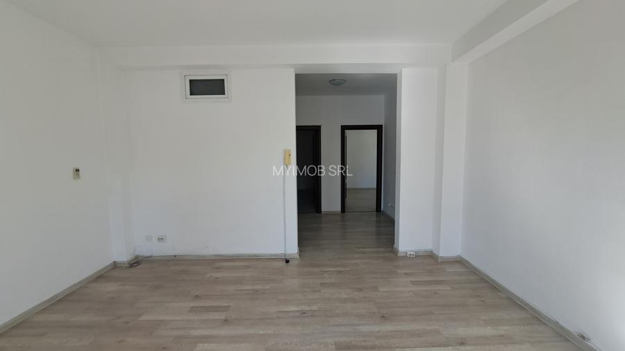 Unirii - spatiu comercial, suprafata 70 mp, etaj 1/2 - 2