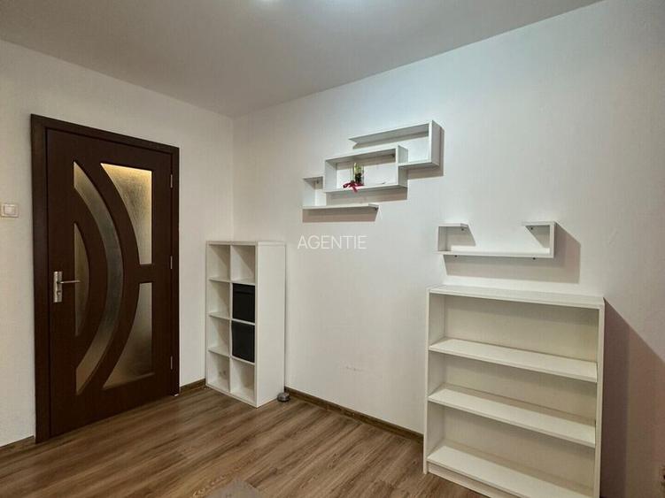 Titan-Liviu Rebreanu etaj 1/4 - 12