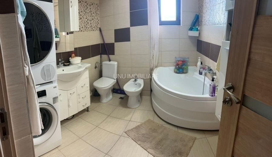 2 Camere, etaj 2, 75 mp, parcare inclusa -Family Market Bucium - 2