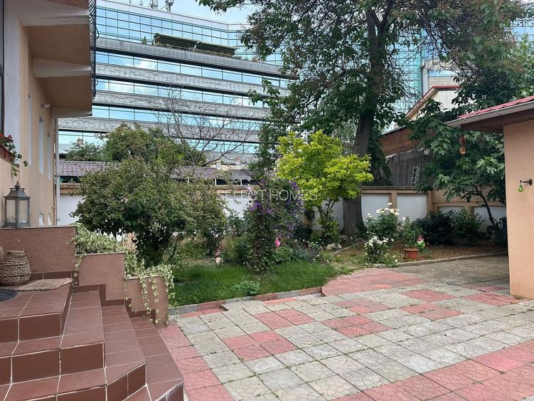 Vila Impresionanta | 9 Camere | 679mp Teren | Garaj Dublu *Cotroceni* - 39
