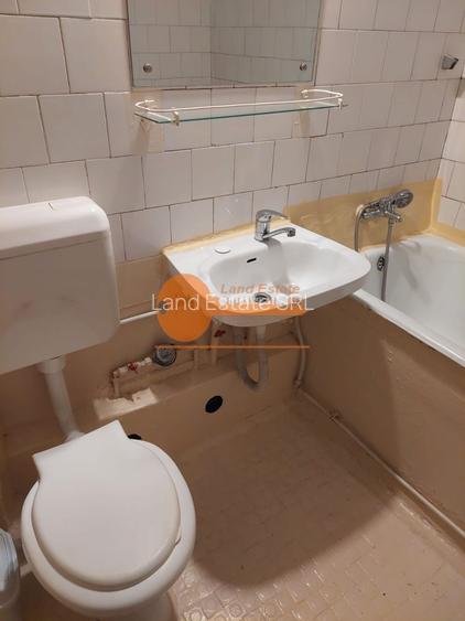 Apartament cu 3 camere in zona Rahova - 5
