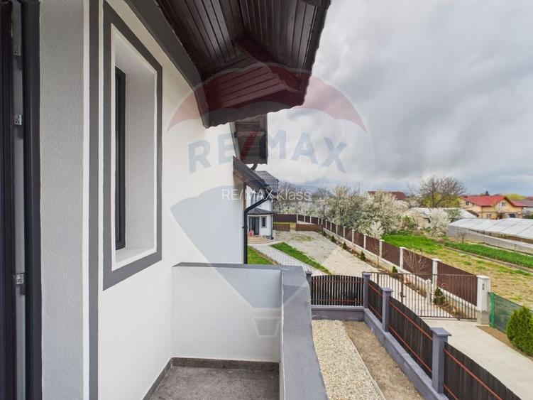 Casă / Vilă cu 5 camere de vânzare - 28