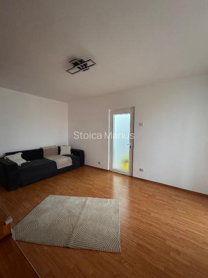 Apartament decomandat 2 camere de închiriat – Luica 45, Sector 4,  - 3
