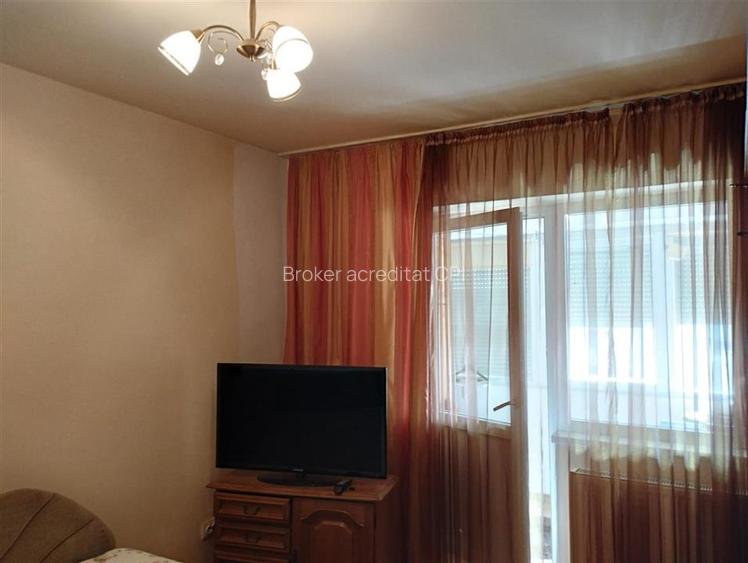 3  camere decomandate centru - 17