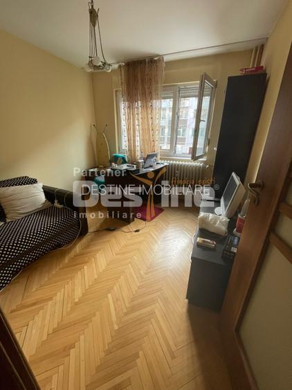 Apartament 3 camere decomandat ,Valea Ialomiței - 3
