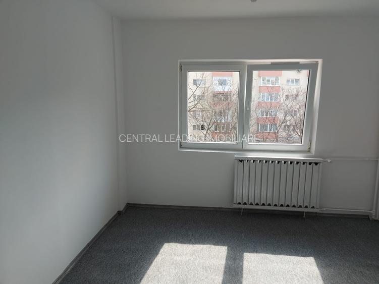 Vitan Mall strada Rarau - 8