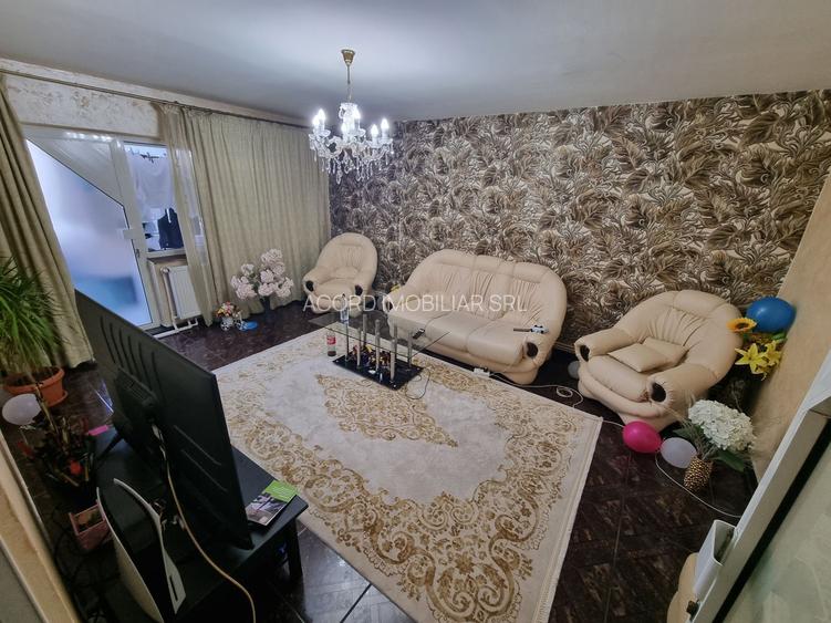 Apartament 4 camere zona Inel 1 - 3