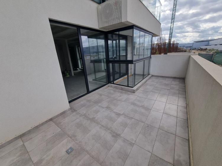 Tomis nord Euromaterna-apartament 3 camere decomandat cu terasa de 33 mp