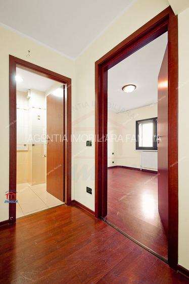 Apartament 3 camere dec in Galati Micro 21 vedere la Dunare langa turn - 11