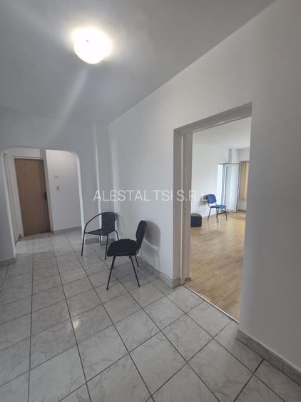 3 camere Calea Calarasi Universitatea Hyperion - 4