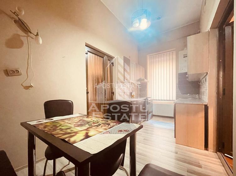 Apartament 3 camere, curte cu acces auto, ULTRACENTRAL - 6
