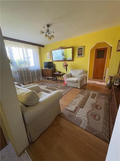 Apartament 3 camere Dristor Biserica Rimnicu Sarat - 7