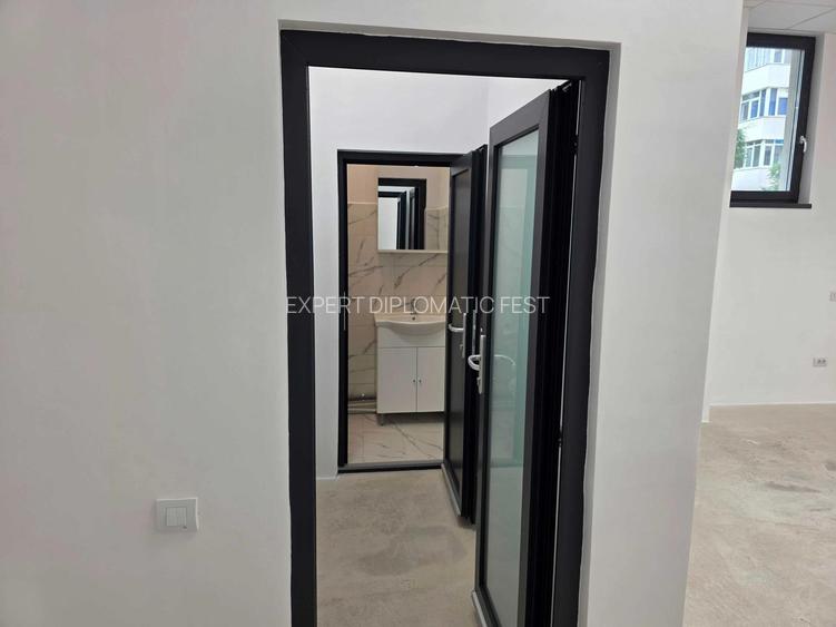 Colentina -Fundeni - Mc Donalds - sup 117 mp - 2500 euro - 4
