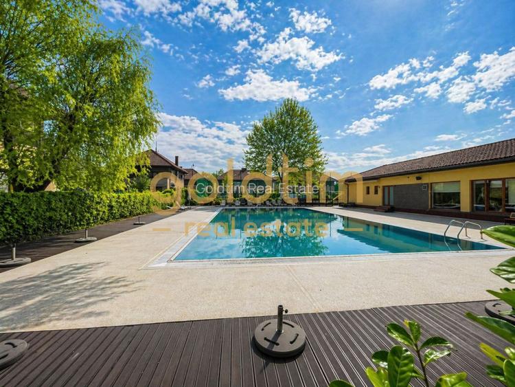 SUPERBA/SPATII DEPOZITARE/ANSAMBLU INCHIS CU PISCINA/RENOVATA - 54