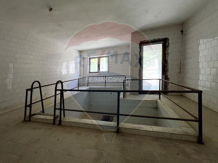 Hotel-bază de tratament, edificat în zonă cu ape sulfuroase - 9