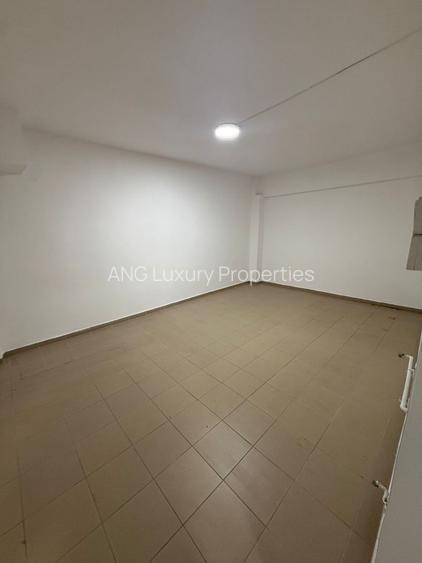 Spatiu cu vizibilitate pentru diverse tipuri de business - 3