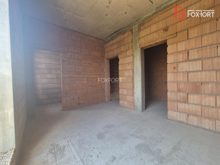 Duplex cu 4 camere de vanzare in localitatea Dumbravita - 12