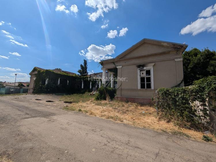 De vânzare teren 1.714 mp cu clădire monument istoric - 4