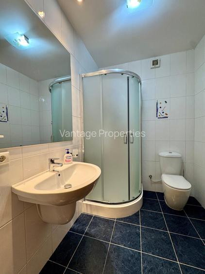 Vila 6 camere, complex rezidential cu piscina, Erou Iancu Nicolae - 11