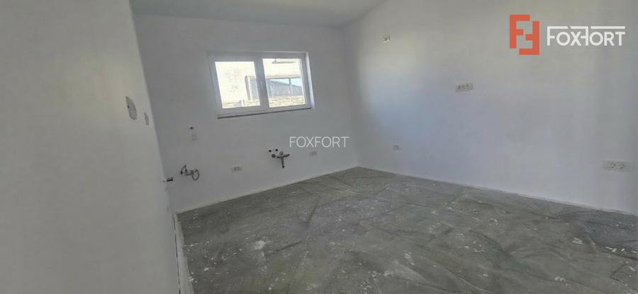 Duplex plan parter, despartit prin camera tehnica - Mosnita Noua - 6