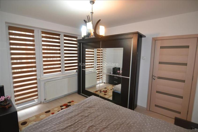 Inchiriere apartament 2 camere  etaj intermediar Tractorul- Goga - 13