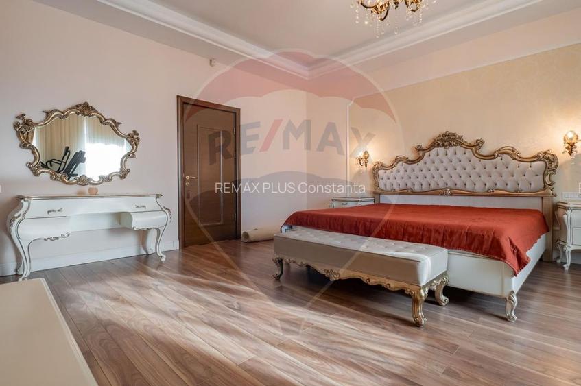 Penthouse de vanzare in Mamaia vedere frontala lac si marea Neagra - 10