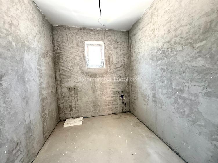 Vilă individuală   5 camere Bulevardul pipera  retrasă de la bulevard - 9