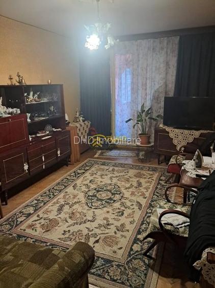 Apartament 3 camere - Gară - 2