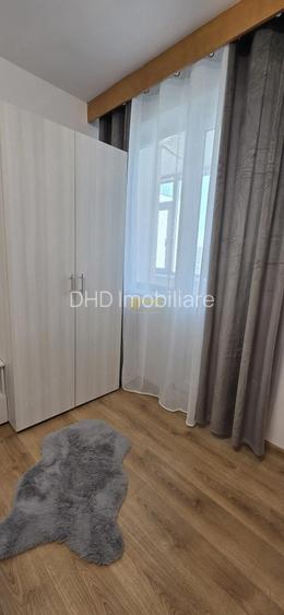 Apartament cu 3 camere decomandate, zona Nicolina 2, langa piata Nicolina. - 3