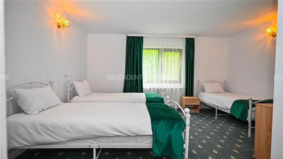 In cartea de povesti a Pietrei Craiului, ansamblul turistic functional,Plaiul Fo - 4