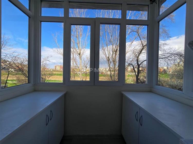 Etaj 2 - Mircea cel Batran, 2 camere, liber - 9