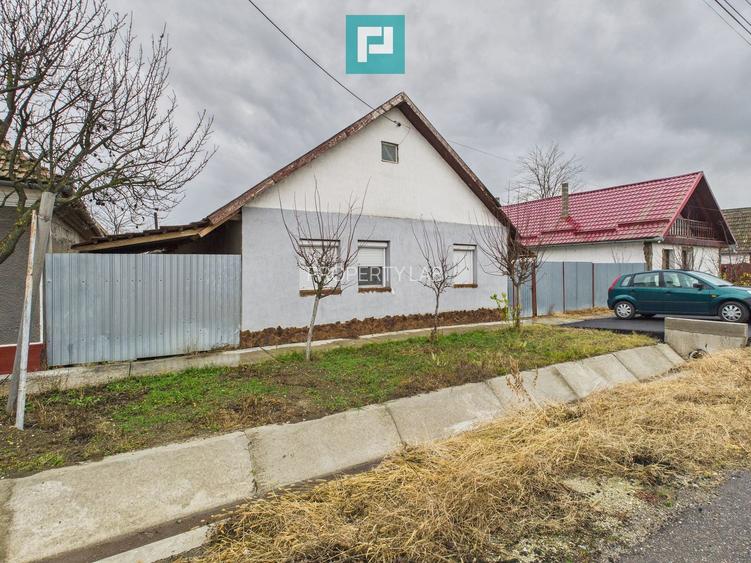 Casă cu 4 camere în Chișineu Criș - 2