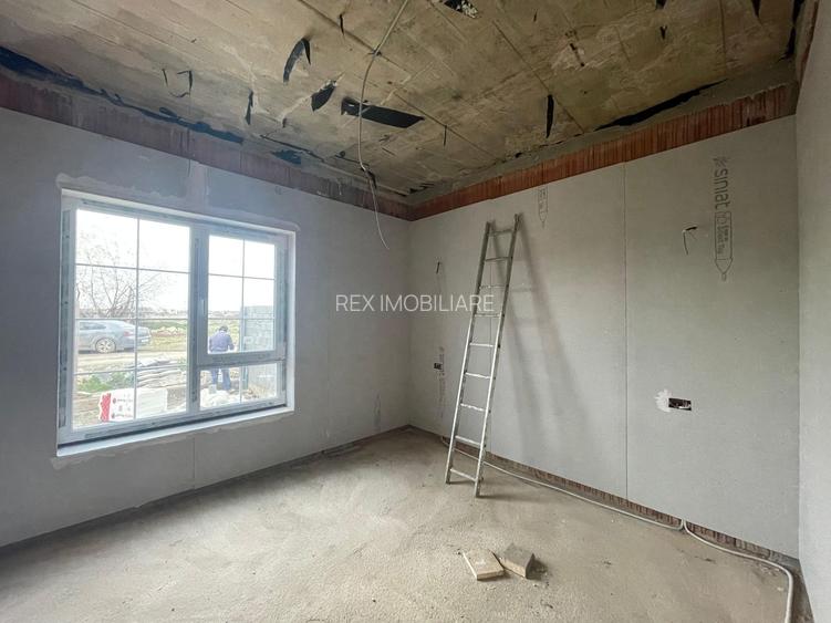 Duplex despartit prin CT cu 4 camere - 4