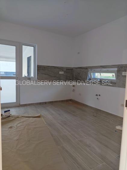 FARA COMISIOANE casa cu 4 - 5 camere P+1+pod 2 placi terasa cam tehnic la cheie - 8