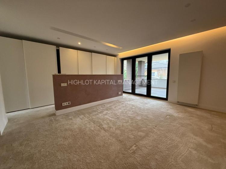 OXFORD GARDENS | VILA LA PADURE CU  PISCINA | 4 DORMITOARE COMPLET RENOVATA - 16