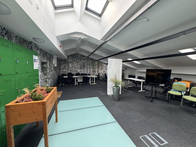 Cladire de birouri consolidata si renovata de inchiriat in *Centrul Vechi* - 34