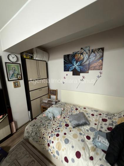 Garsoniera in Grivita, bloc de apartamente - 2