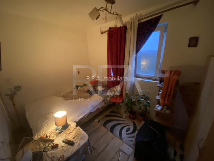 Casa-Decomandata- Sector 5 - 3