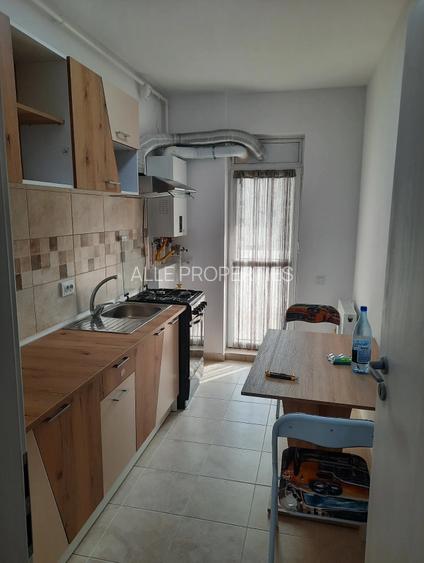 Garsonieră 40 mp | Str. Biruinței 45 | 13 min metrou | Etaj 2 | Balcon generos - 4