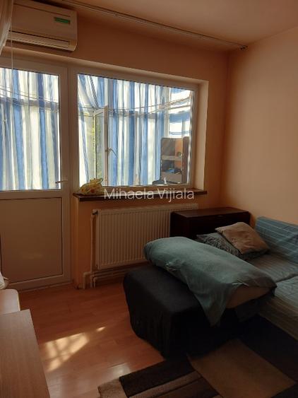 Vand Apartament 2 camere - 15