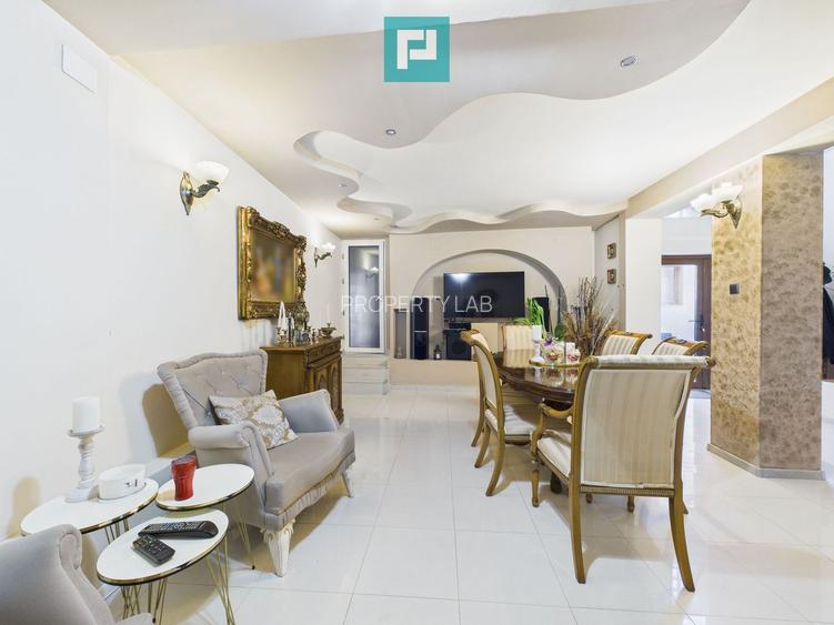 Casă cu spațiu comercial Arad, calea Aurel Vlaicu - 8