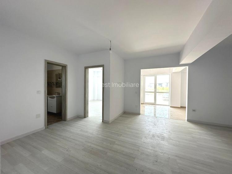 COMISION 0%! 3 CAMERE BLOC NOU! LIFT! - 4