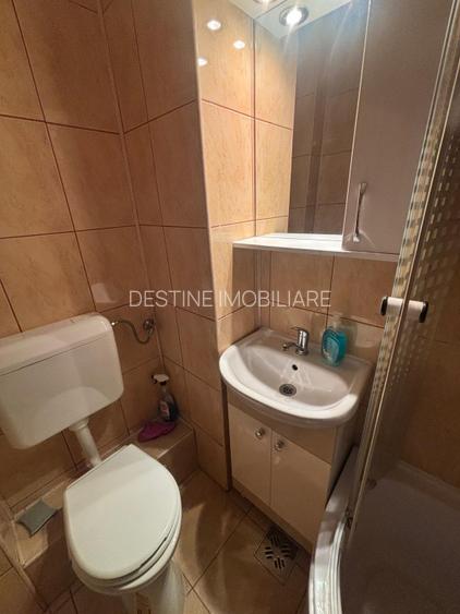 Apartament cu 3 camere, suprafata generoasa de 74 mp, la baza Colinei  - 11