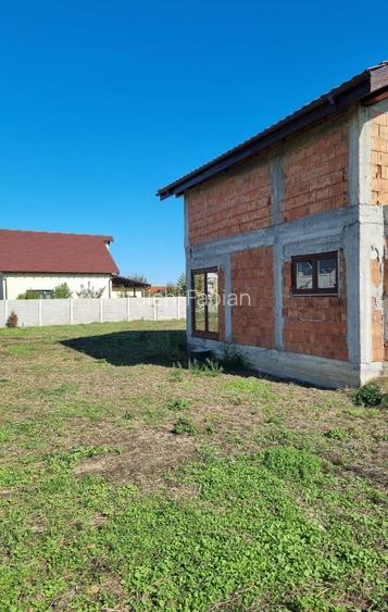 Vand casa individuala cu etaj - 14