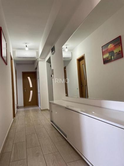 Apartament superb cu trei camere, Aparatorii Patriei, 124.000 € - 6