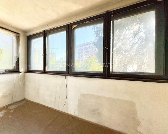 VILA INTERBELICA IN CURS DE RENOVARE COMPUSA DIN DOUA APARTAMENTE - PARCUL CAROL - 7